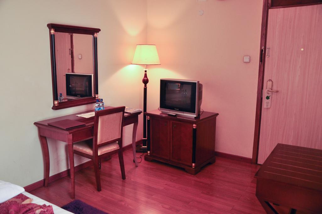 Churchill Addis Ababa Hotel Habitación foto