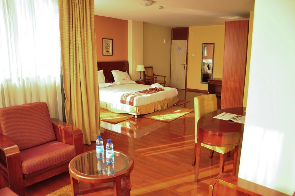 Churchill Addis Ababa Hotel Habitación foto