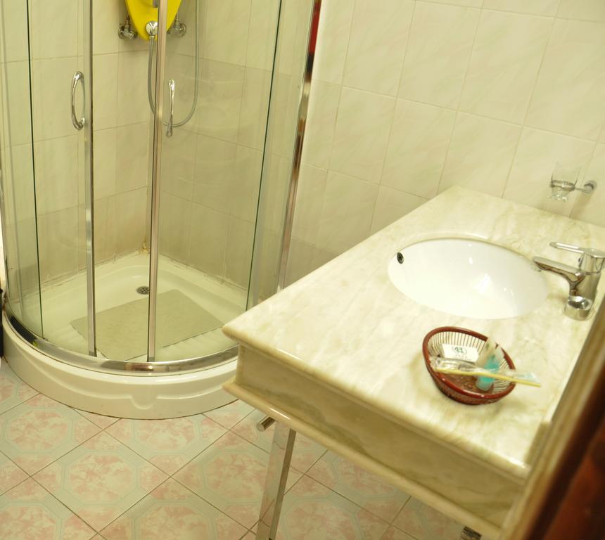 Churchill Addis Ababa Hotel Habitación foto